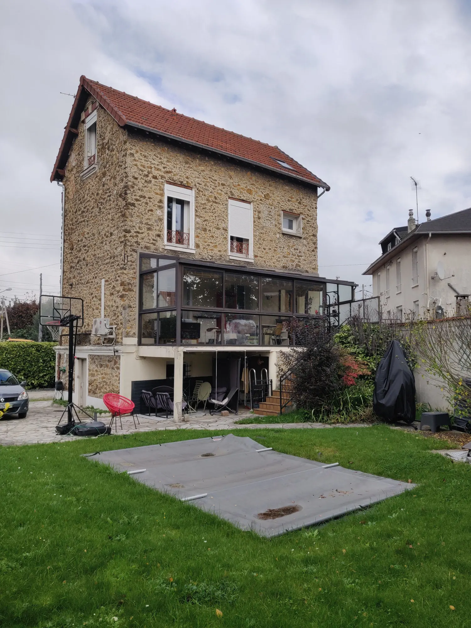 Vue depuis le jardin avant travaux